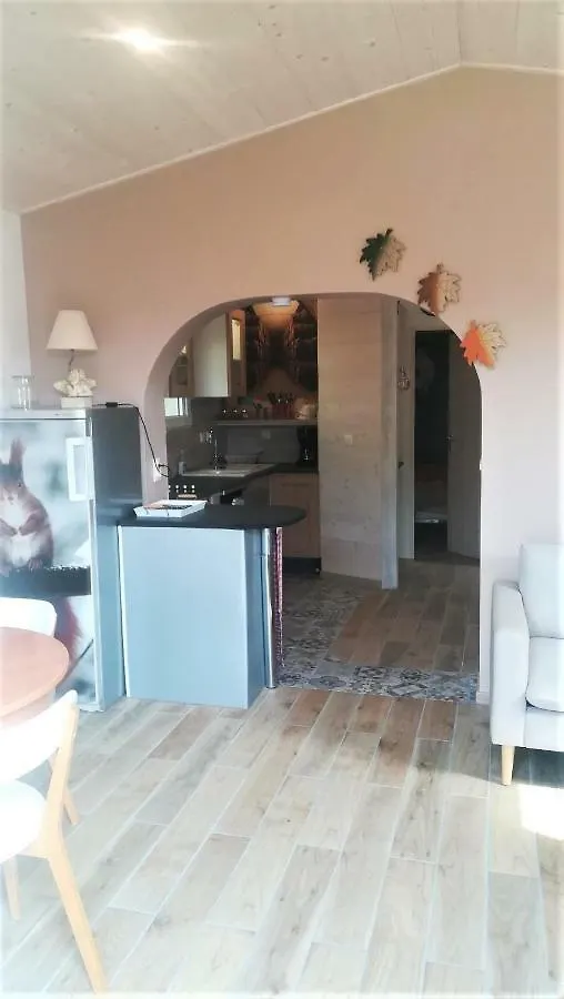 La Tour Aux Tilleuls Lorlanges Guest house
